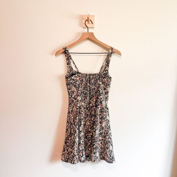 Abercrombie & Fitch Ditsy Floral Print Mini Dress Size XS - Picture 6 of 8